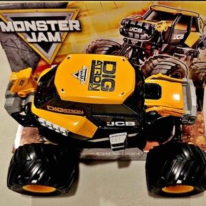 Monster Jam official JCB truck